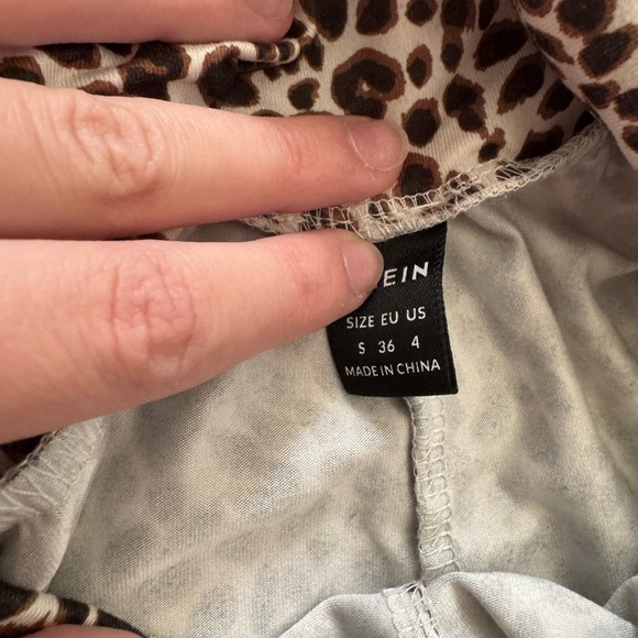 Bundle Of Women’s Shorts SHEIN Under Armour Size Small And XS Athletic Lounge - Picture 5 of 6